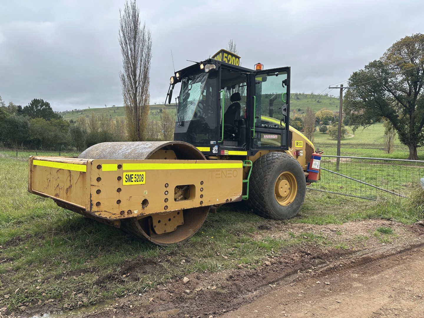 CAT CS78B roller